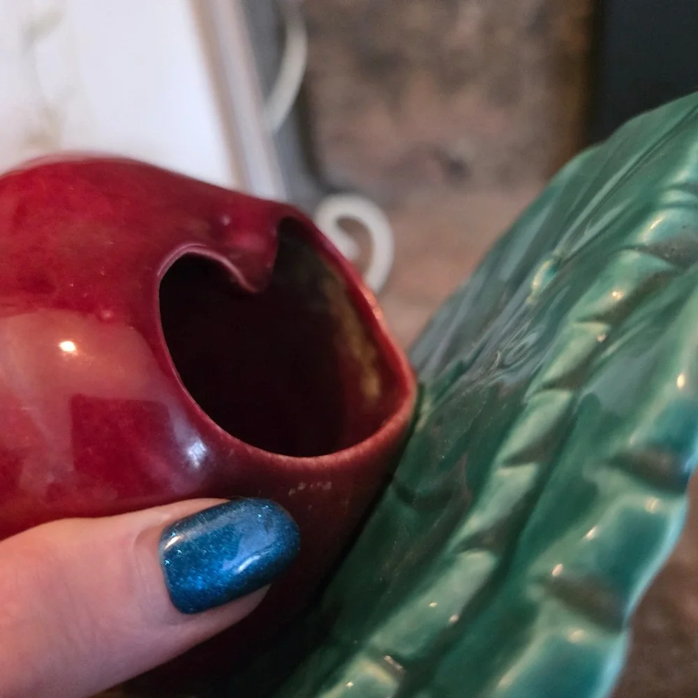 Vintage Ceramic Apple Wall Pocket Red Glazed Fruit Leaf Kitchen Cottagecore MCM